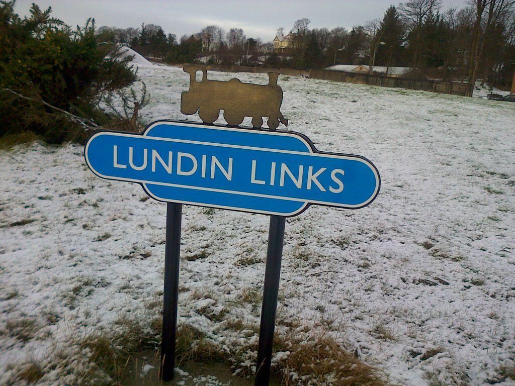 Old Manor Hotel Lundin Links Extérieur photo